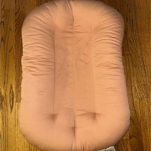 Snuggle Me Infant Lounger